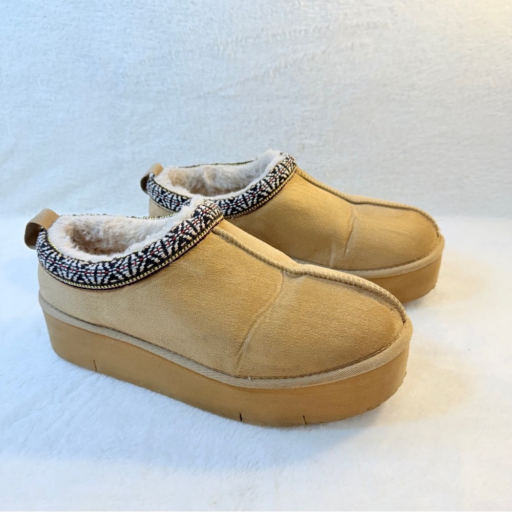 Rock & Candy‎ Platform Slipper Aztec Tasman Inspired Hottest Trend Slip-On Sz 11